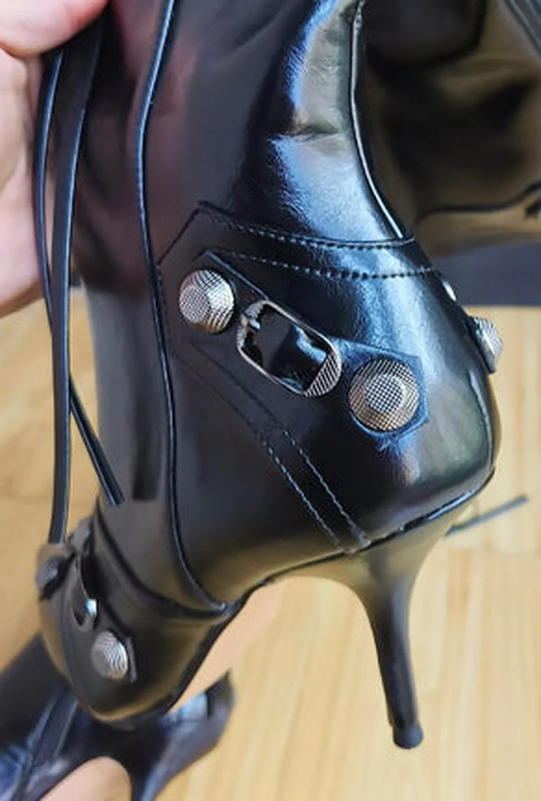 Thumbnail 10